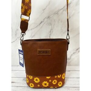 Wrangler Sunflower Crossbody Bucket Bag Brown Vegan Leather Western Purse NEW